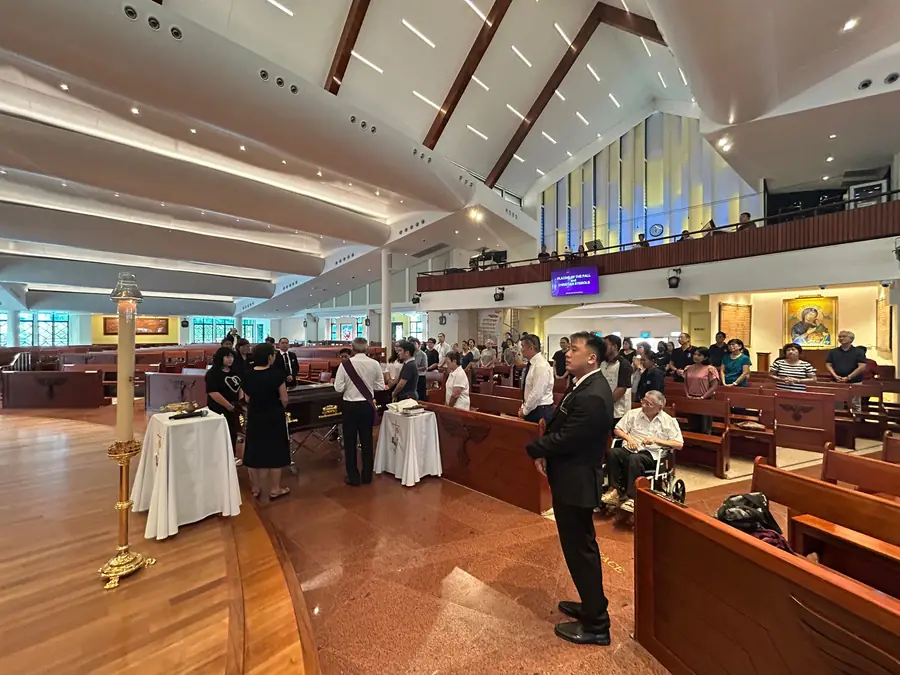 基督教殡葬礼教会会众
